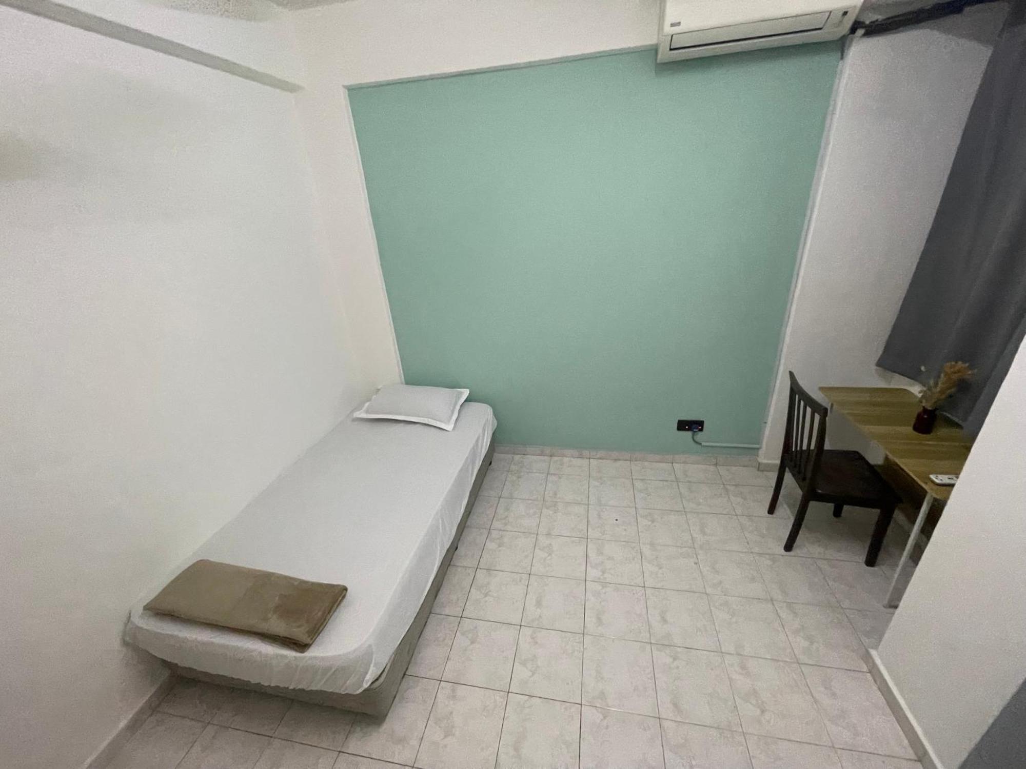 Blissful Breeze 4 Rooms & Netflix By Ezyroom Melaka Айер Керо Екстериор снимка